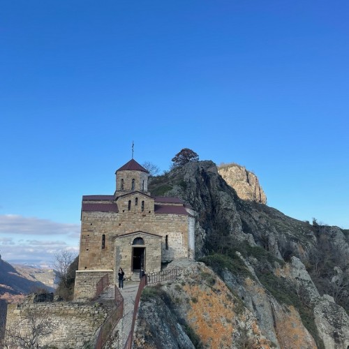 Природные жемчужины Домбая: в мини-группе по горам, озёрам и ущелью