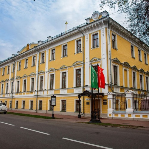 Жемчужины Поволжья: выходные в Ярославле и Вятском только для вас