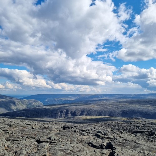 От океана до белоснежных гор: выезд-перезагрузка в Мурманск, Териберку и на «Большой Вудъявр»