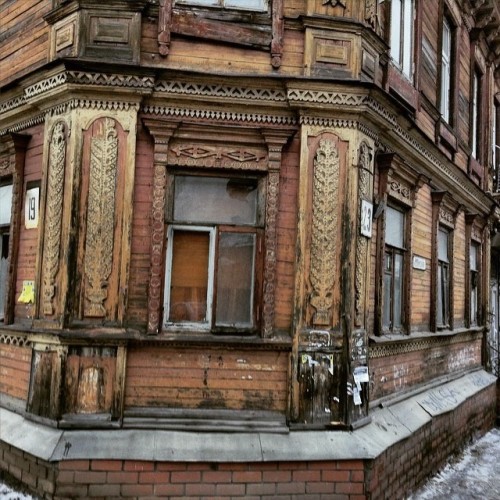 За резными фасадами Нижнего Новгорода