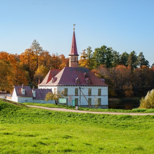 Приоратский дворец в Гатчине
