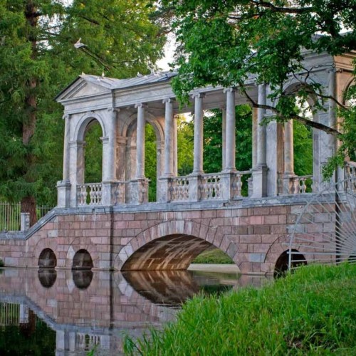 Из Петербурга в Пушкин — в Екатерининский и Александровский дворцы