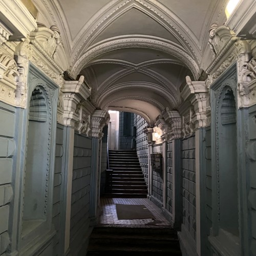 Комбо-экскурсия: обзорная на крыше + парадные и дворы-колодцы