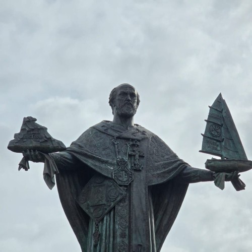 За Полярный круг: в гости к саамам, охота за сиянием и экскурсии по Мурманску и Териберке