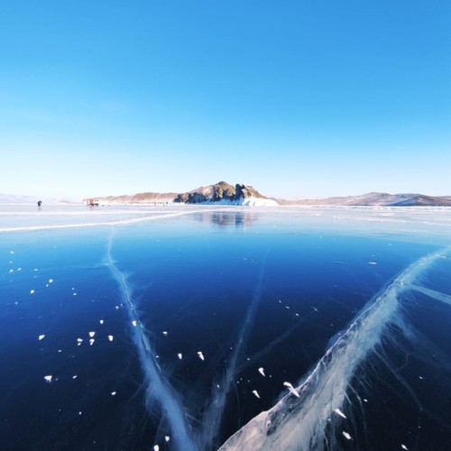 По зимнему Ольхону в мини-группе: все виды льда и главные места