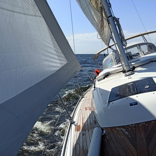 Волгоградское море: по Нижней Волге под парусами