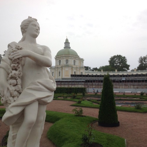 Императорские резиденции: Ораниенбаум (Ломоносов)