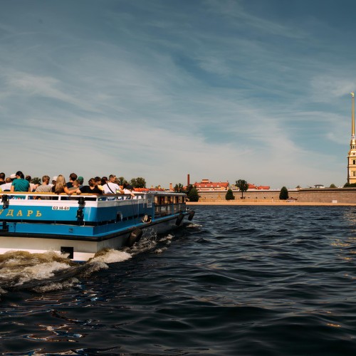 Северная Венеция: на теплоходе по рекам и каналам Петербурга