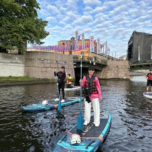 Утренний сап-сплав по центру Петербурга (в мини-группе)
