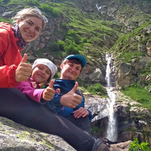 Треккинг налегке в Безенги с размещением в альплагере