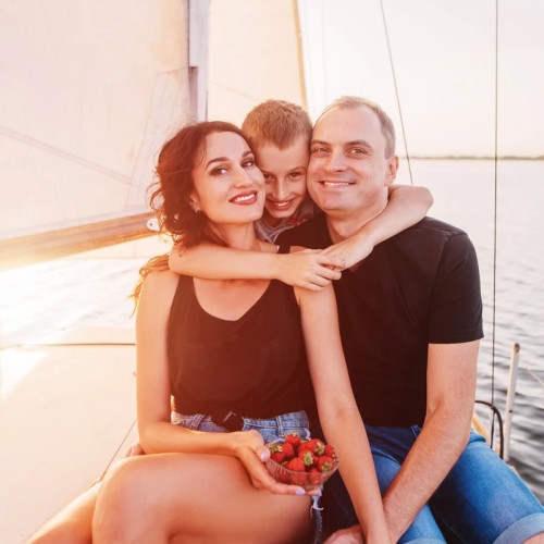 Круиз под белоснежным парусом по Финскому заливу