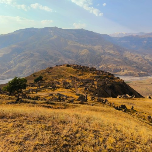 Неделя в стране гор: необычные места Дагестана и восхождение на Шалбуздаг