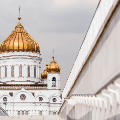 Символ духовности России — храм Христа Спасителя в Москве