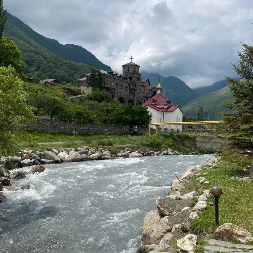 Прогулки по ущельям Северной Осетии и Владикавказу