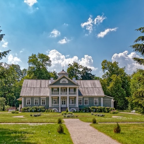 Туда, где оживает история: Псков, Пушкинские Горы, Печоры и Изборск