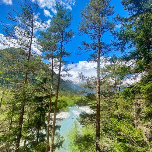 Весенний Архыз: треккинг налегке с проживанием в гостинице