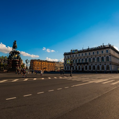 Есенин и Петербург: от триумфа до трагедии