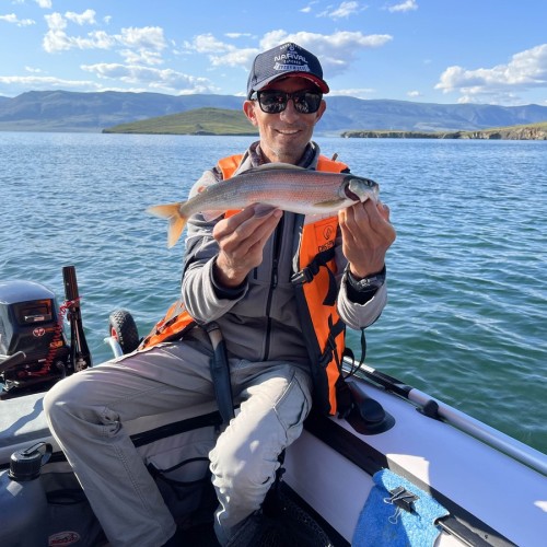 Экстрим-экспедиция на лодке вокруг Ольхона и рыбалка на Байкале только для вас