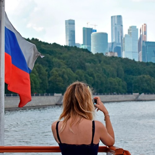Речная прогулка по центру Москвы от причала «Киевский» до парка «Зарядье»