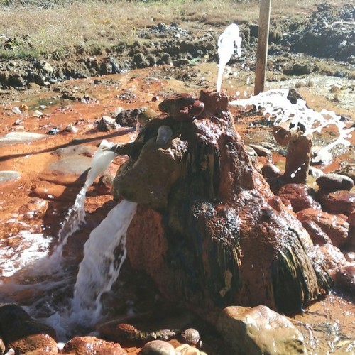 На внедорожниках по неизведанной Южной Осетии: горы, старинные святыни и невероятные виды