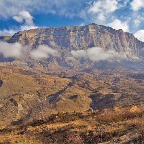 Выше облаков на 3760 метров на гору Шалбуздаг: треккинг налегке с проживанием в гостинице
