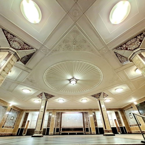 Машина времени в московском метро