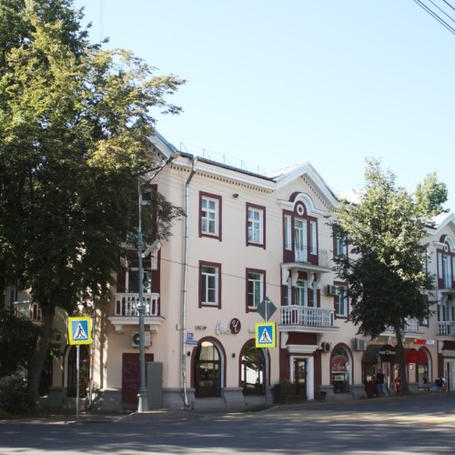 Прогулка по Губернскому городу: Плотники, легенды, истории