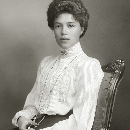 Дома и женские истории Петербурга