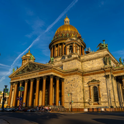 Обзорная экскурсия по Санкт-Петербургу + посещение Эрмитажа