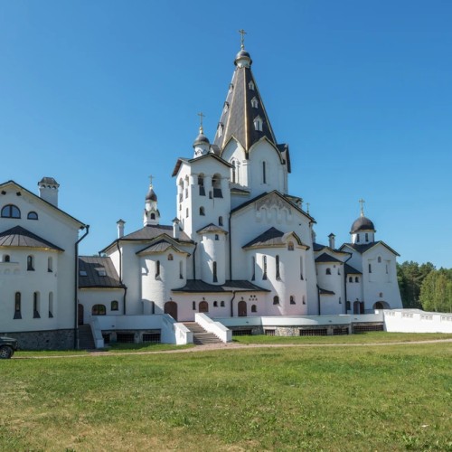 Аромат леса и сила воды: перезагрузка в Карелии с проживанием в глэмпинге