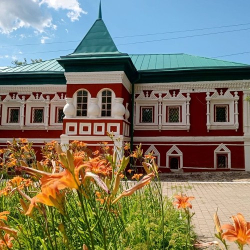 Эхо прошлого: с историком по Калуге и Полотняному Заводу (индивидуально)