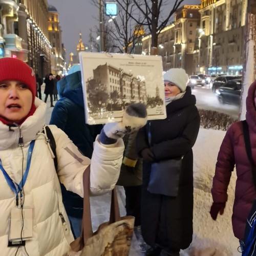 Семейное путешествие в Москву: прогулка с фонарщиком, детективная экскурсия и «Мосфильм»