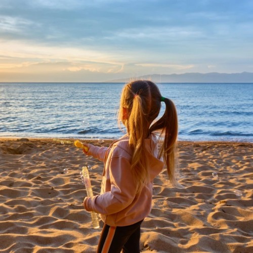 С семьёй на Байкал: знакомство с Листвянкой, этнографический музей и время на отдых