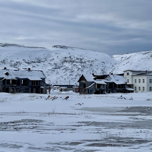 Индивидуальный джип-выезд по Кольскому с поисками китов, знакомством с саамами и катанием на оленях
