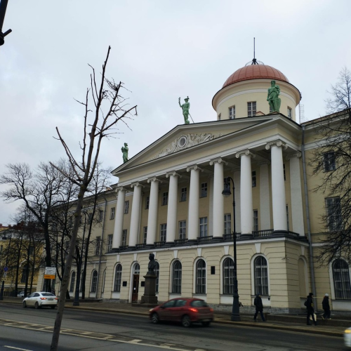 Мобильный квест «Львы — хранители Петербурга»