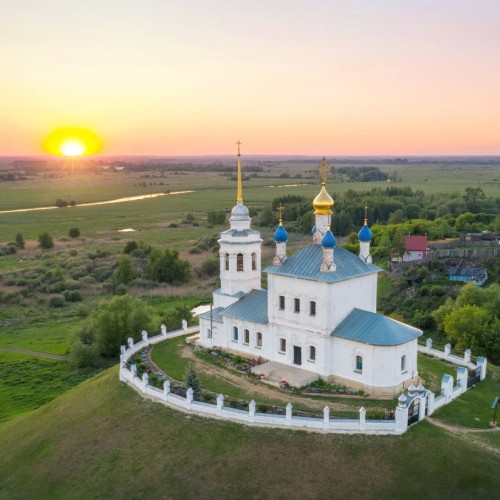 Гастротур с чаем из самовара, домашней выпечкой и дегустацией: из Москвы в провинцию