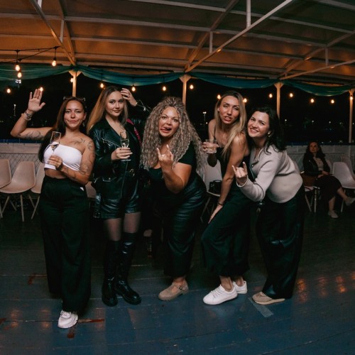 Стендап и музыка на теплоходе (18+)