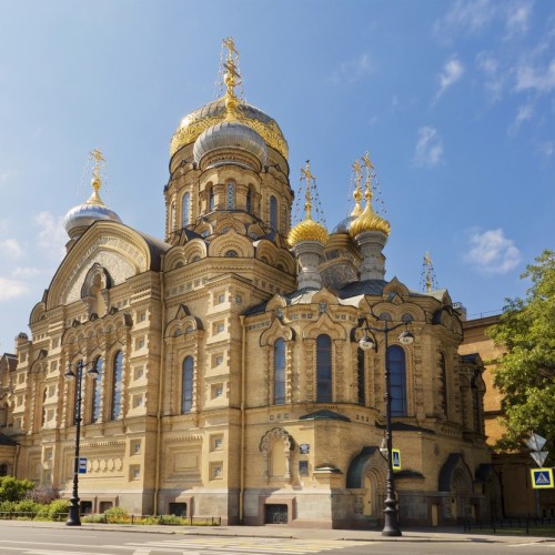 Часовня Ксении Петербургской и Александро-Невская лавра