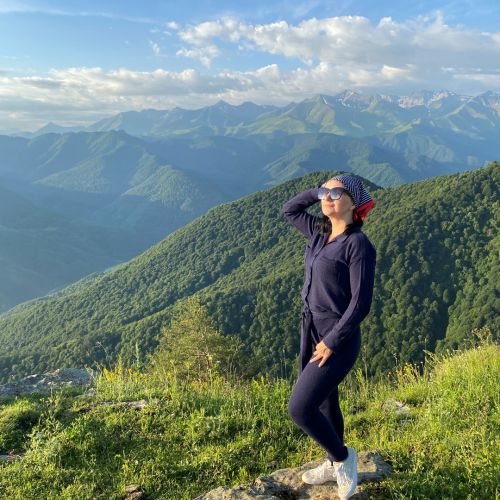 На джипах по Кавказу: Эльбрус, Домбай и другие знаковые локации региона в мини-группе