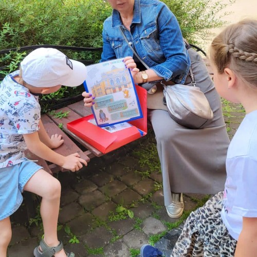 Юные первооткрыватели: детский маршрут по центру Петербурга