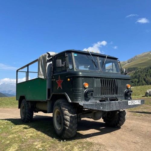 Семейный тур в Архыз с гидом-аниматором: несложные треккинги в живописных горах