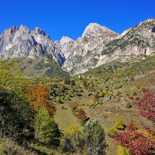 Треккинг налегке по Ингушетии: святилища, башенные комплексы и гора с герба Владикавказа