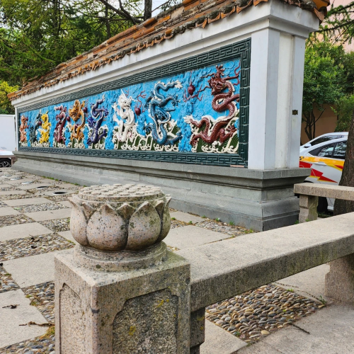 Богатые тоже плачут