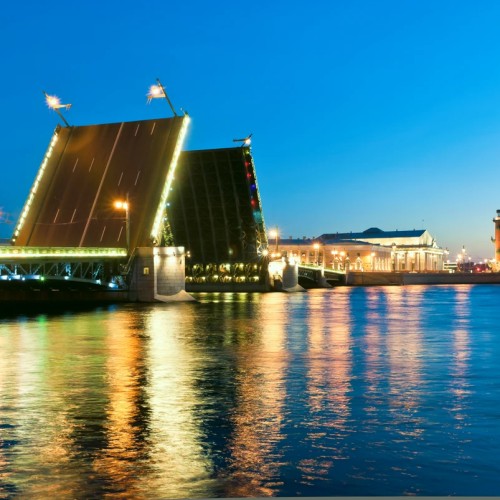 Автомобильная экскурсия по ночному Санкт-Петербургу