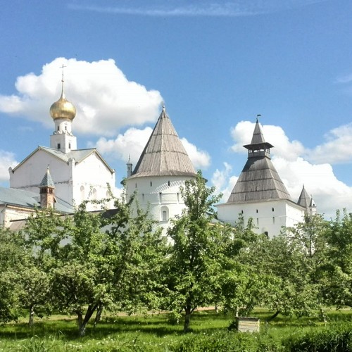 Былинный град Ростов Великий