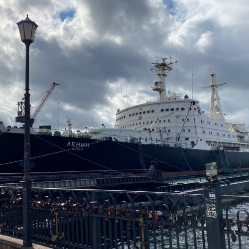 Тур за полярным кругом: Мурманск и Териберка в мини-группе