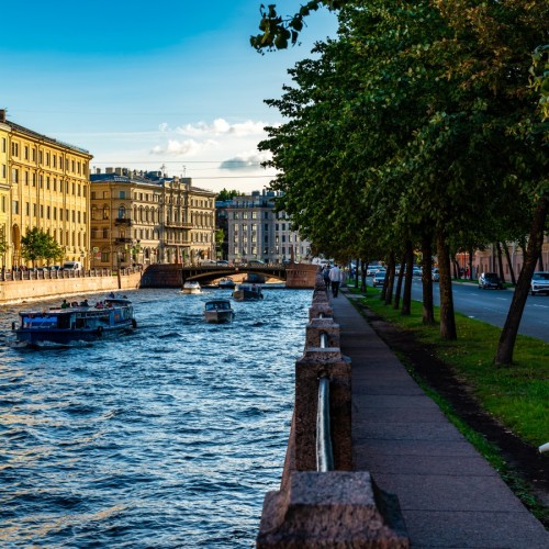 Пешеходная экскурсия «Бриллиантовая улица и музей Фаберже»