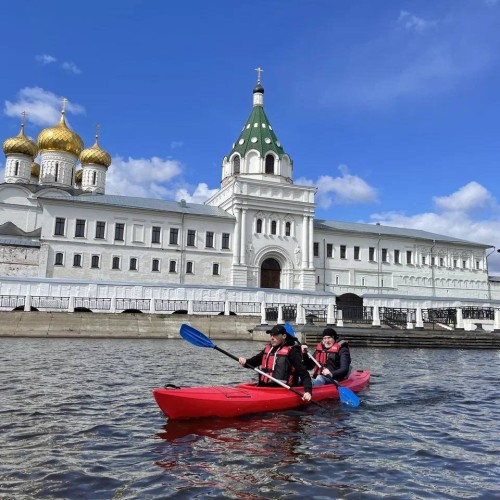 9 городов Золотого кольца России на внедорожнике: индивидуальное путешествие с комфортом