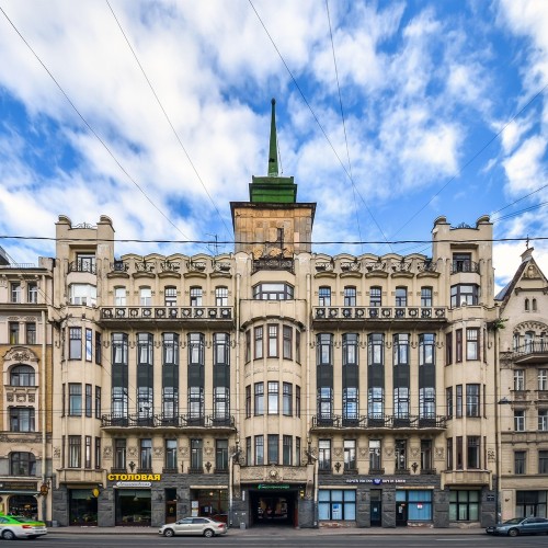 Вперед в прошлое: семейная прогулка-квест по Петроградской стороне