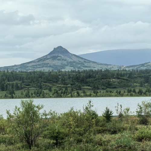 Джип-тур по дикой Камчатке: вулканы, источники, пикники на природе (всё включено)